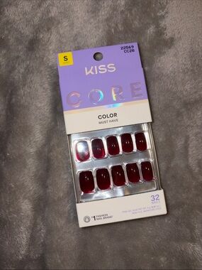 Kiss Press-On Nails in Deep Red Gloss